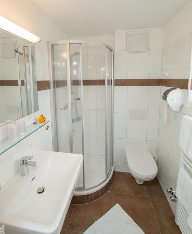 Hotel Pension Hubertus Zell am See Bilik gambar