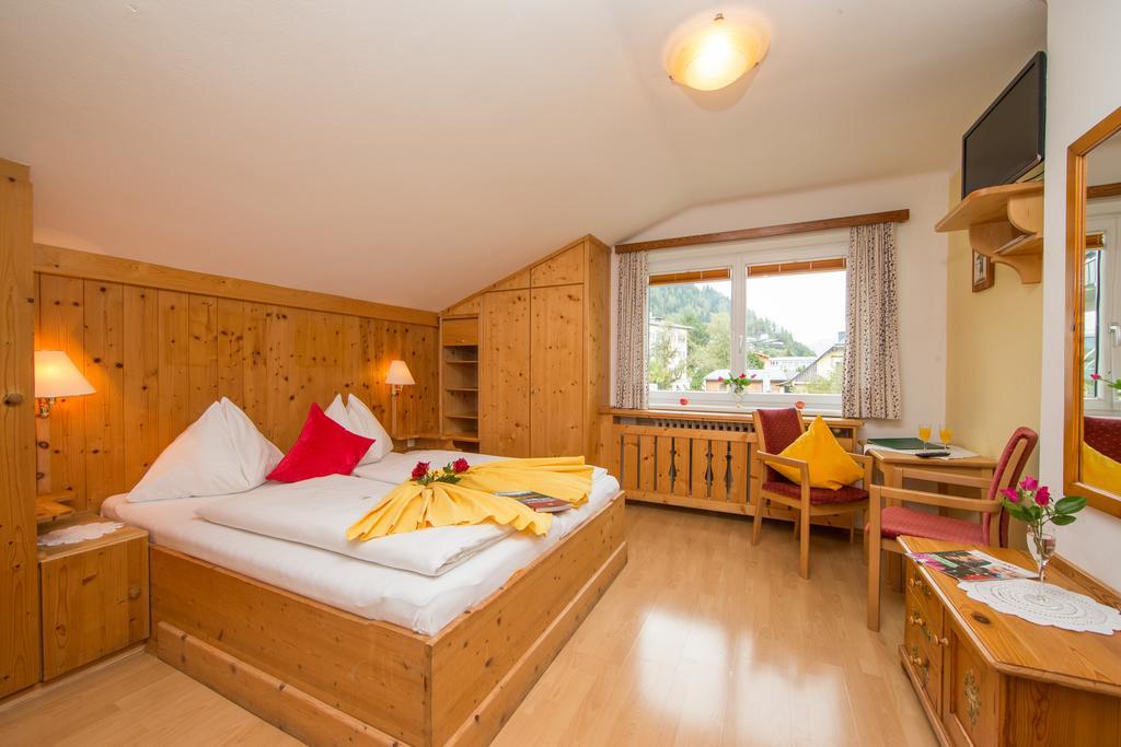 Hotel Pension Hubertus Zell am See Bilik gambar